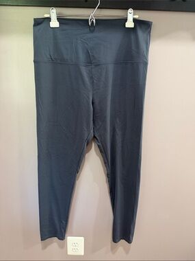Tuff Athletics Gray Leggings XXL